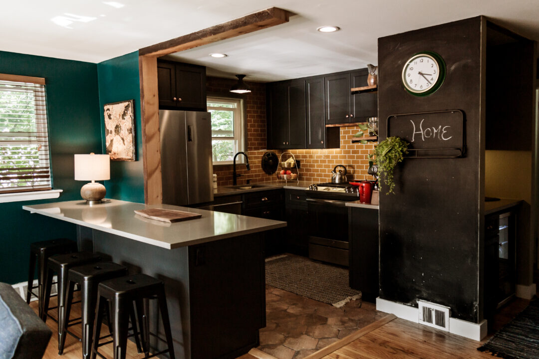 A Kitchen That Works as Beautifully as It Gathers
